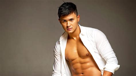 filipino male naked